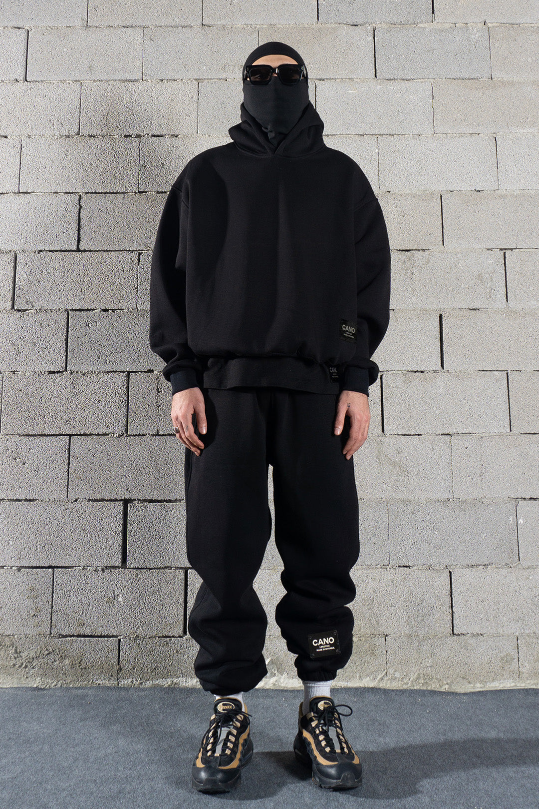 CORE BOXY HOODIE BLACK