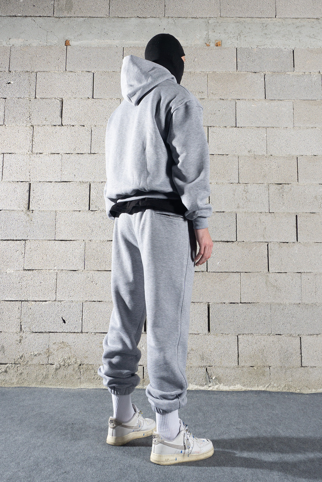 00:00 BOXY SWEATPANT GREY